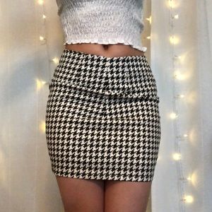 houndstooth skirt
